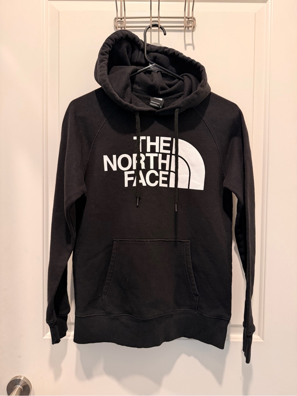 The North Face Women's Half Dome Pullover Black
Hoodie Size XS